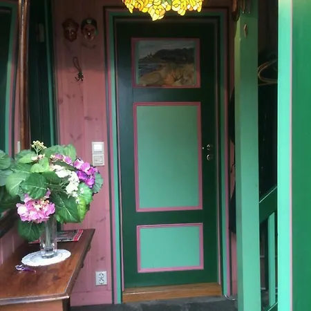 Bed & Breakfast Annehelenes *